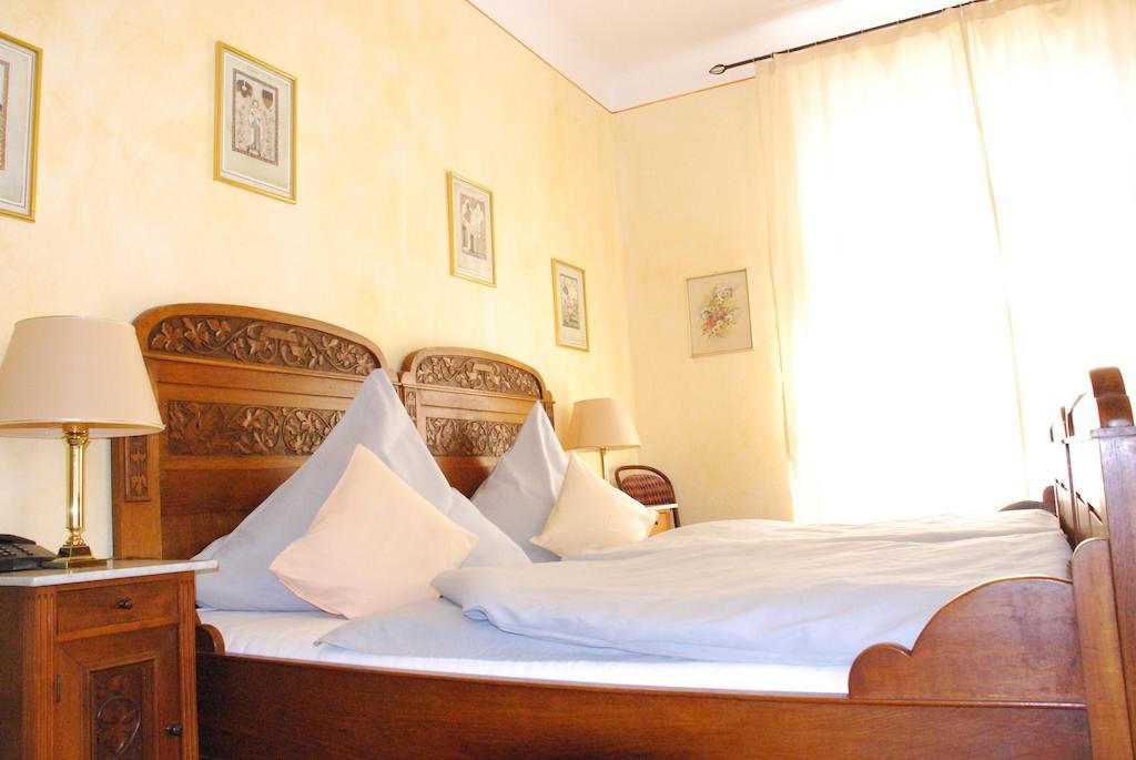Rhoen Hotel Waldcafe St. Georg Staatsbad Bruckenau ภายนอก รูปภาพ
